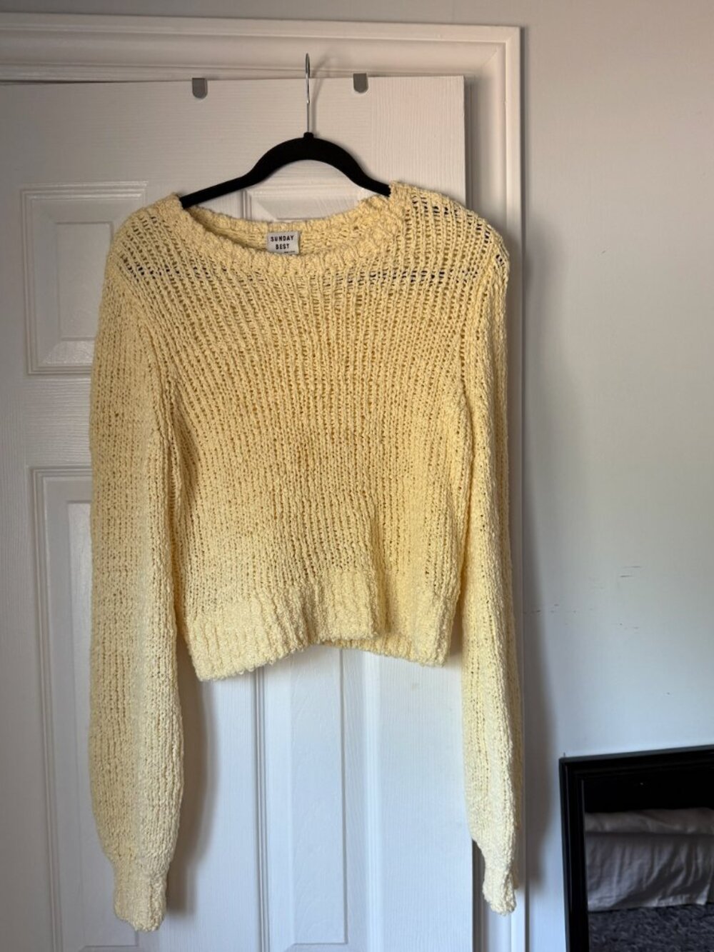 Aritzia Sunday Best Butter Yellow Crop Knit